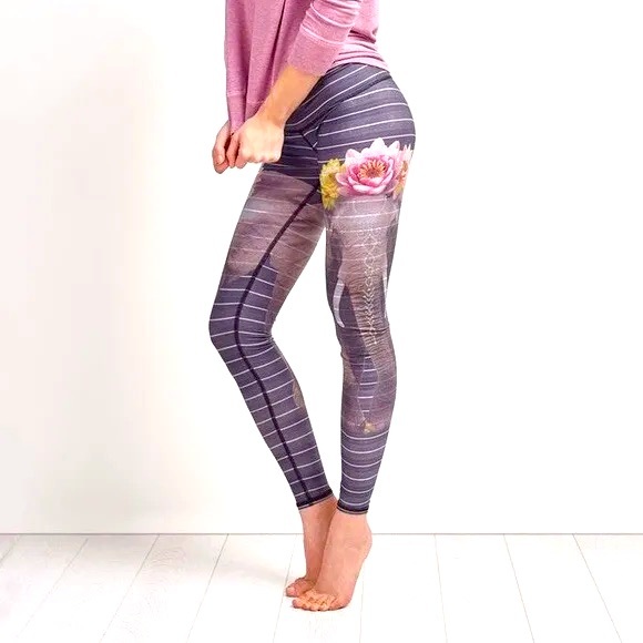 Tell Elephant Leggings - Picture 1 of 3